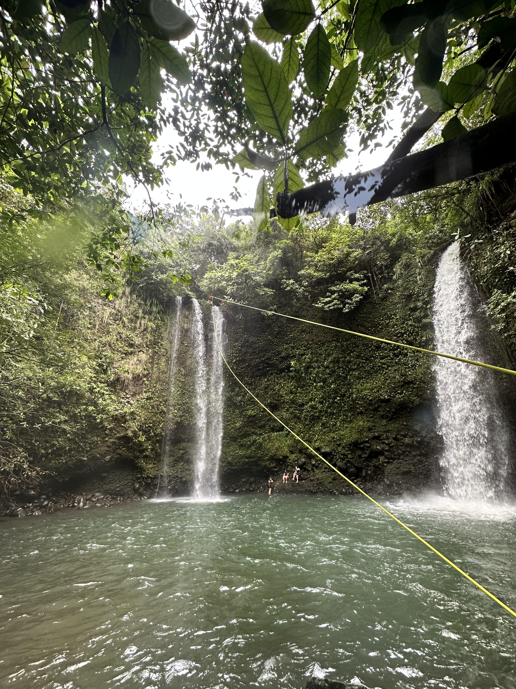 Cascadas y zipline