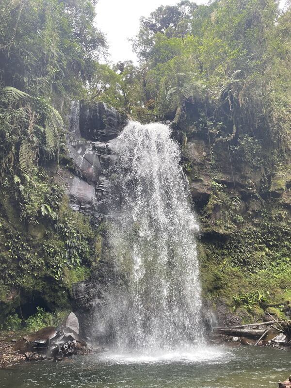 Lost Waterfalls (Las Tres Cascadas)